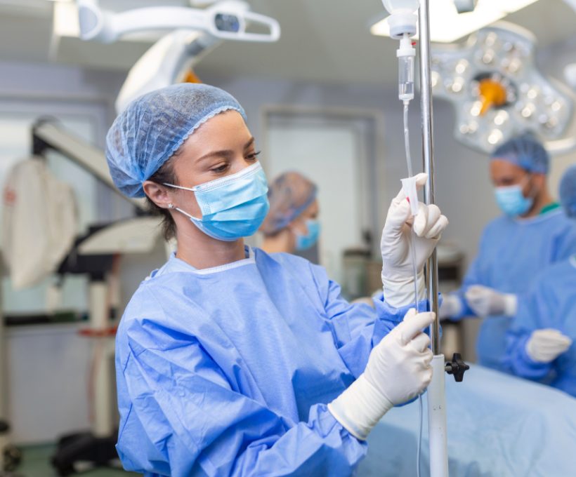 diverse-medical-team-of-doctors-looking-at-camera-